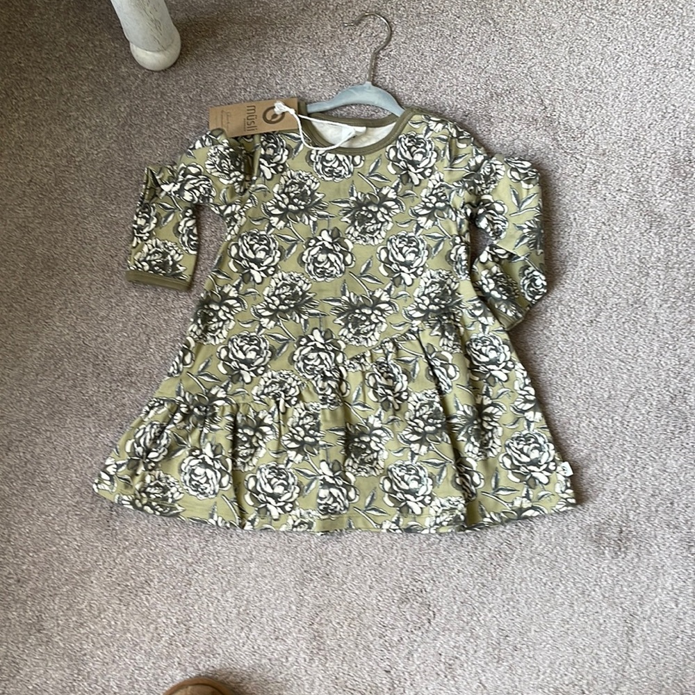 New green cotton dress